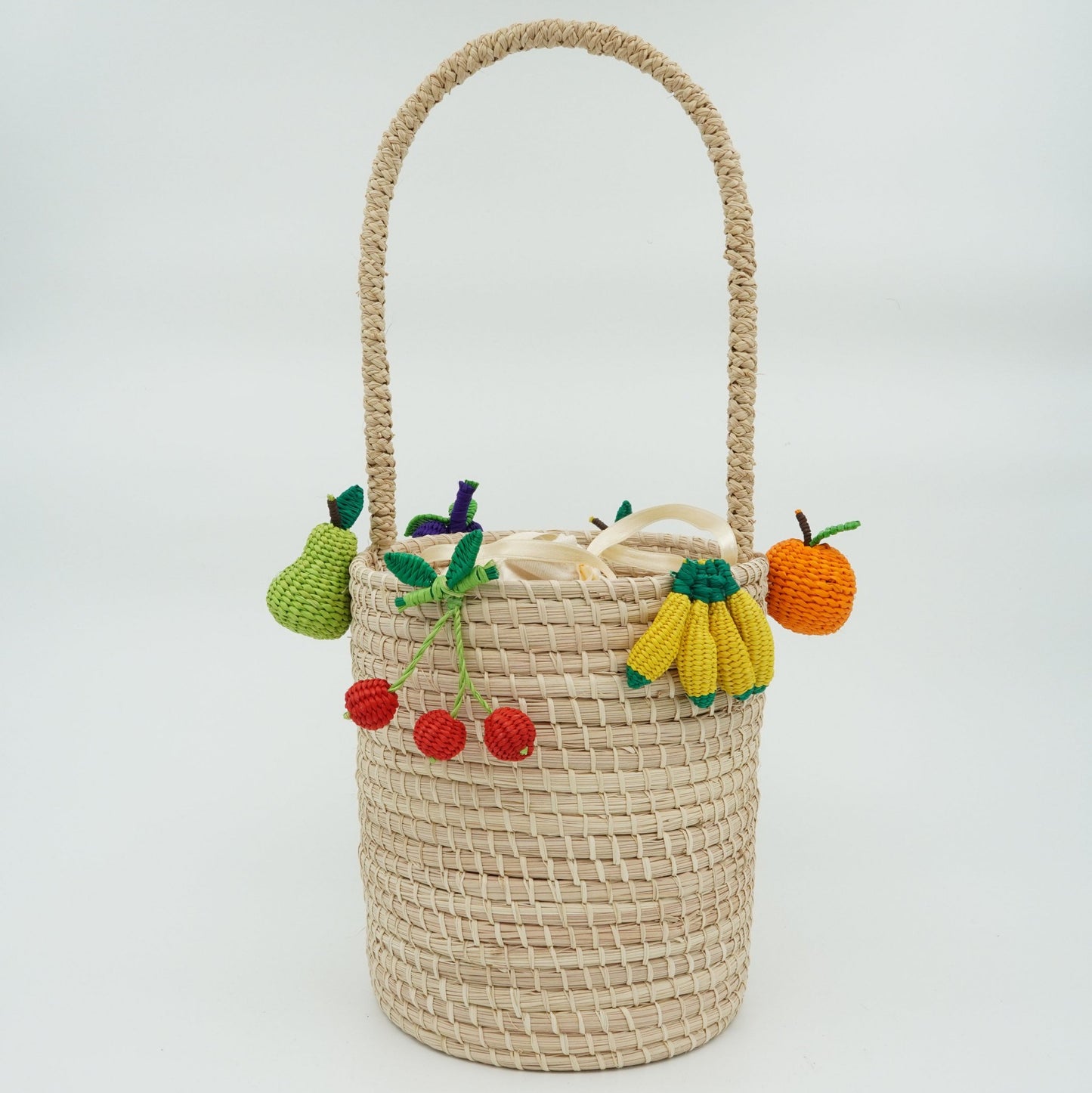 Woven bucket bag with fruit side 2.